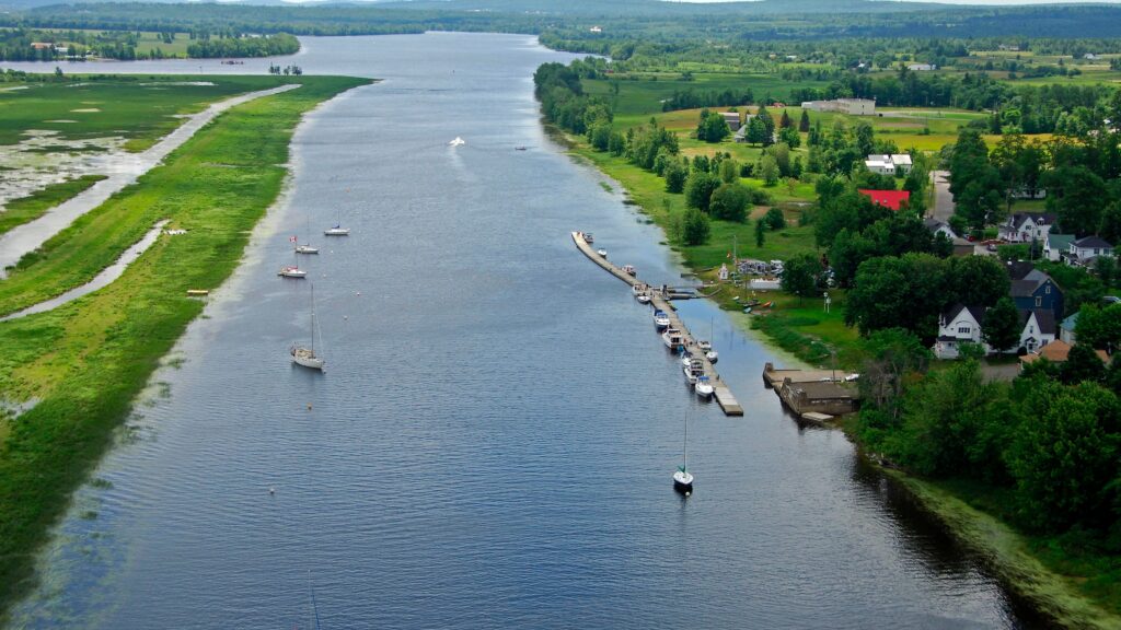 Saint John Wolastoq river in Gagetown Marina
